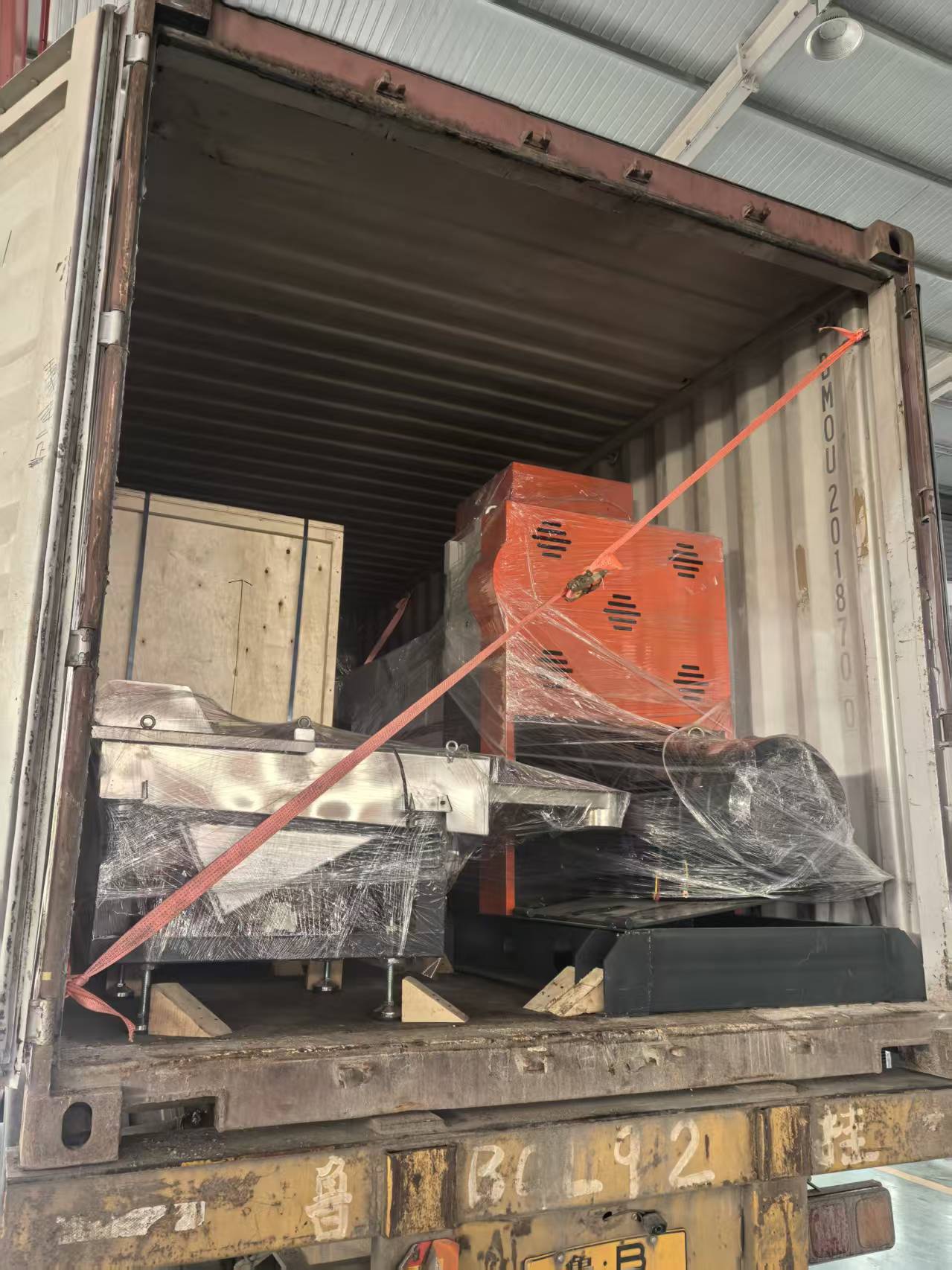 Dedicated to Quality! Qingdao Ruihang Plastic Machinery Co., Ltd.'s Water Ring Pelletizing Production Line Shipped to Russia